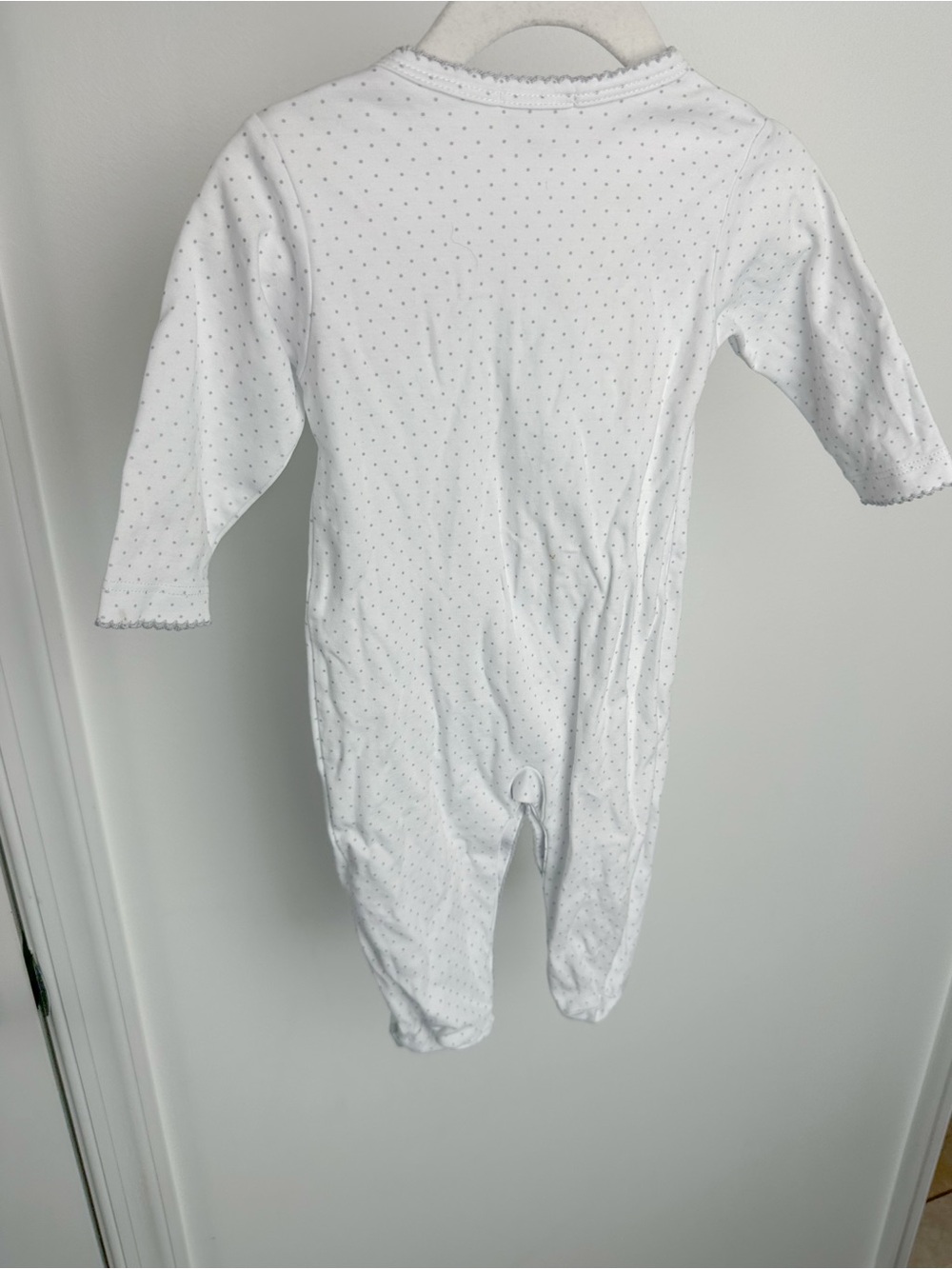 Kissy Kissy 6-9m gray dot sleeper GUC - Picture 5 of 5